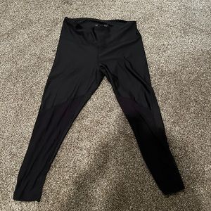 Size Large under Armour leggings
